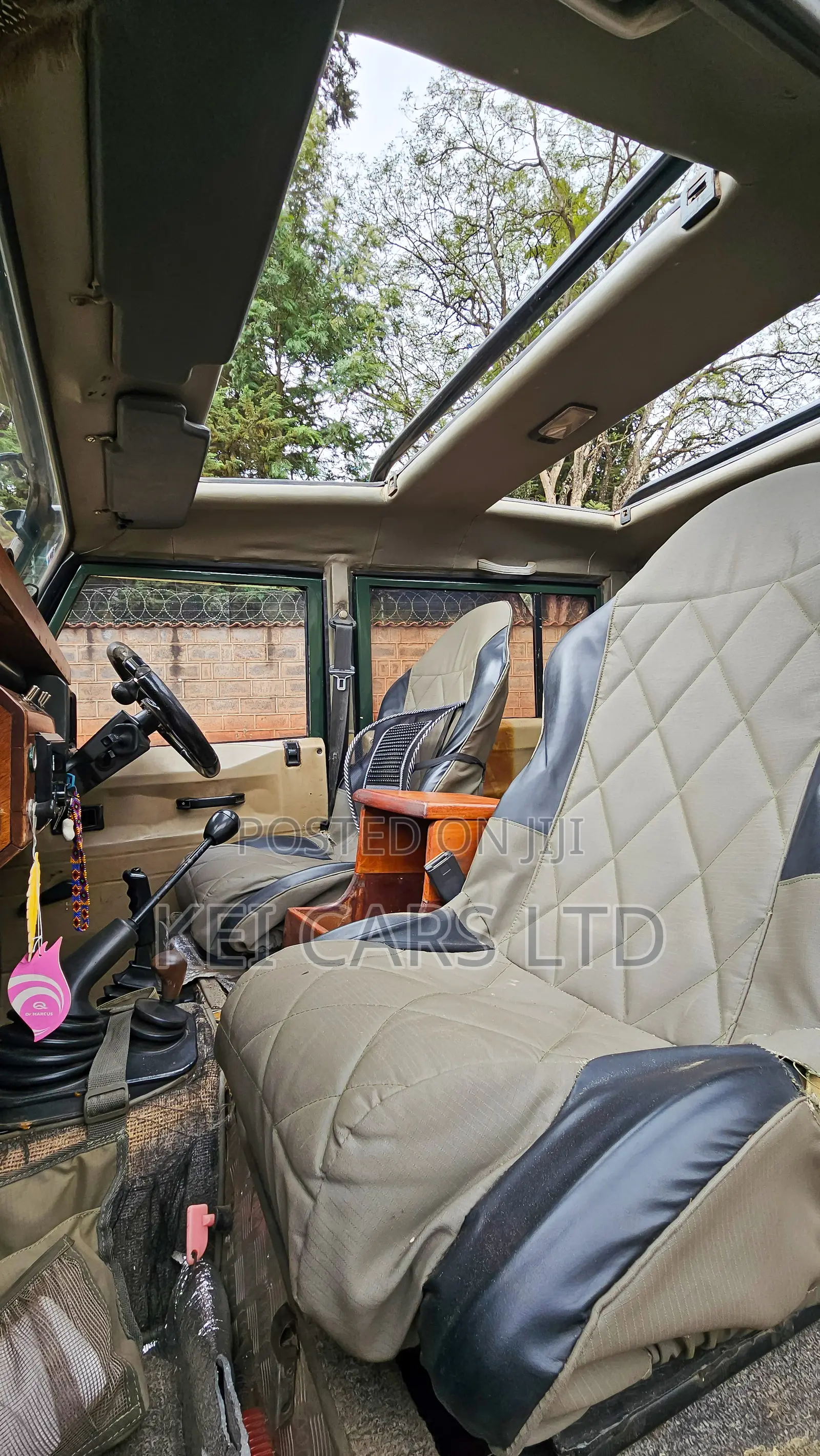 Land Rover Defender 1988 Green