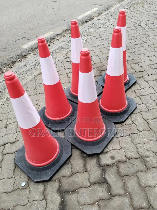 Safety Road Cone/ Road Traffic Cone - thumbnail 2