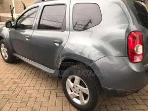 Renault Duster 2014 Gray