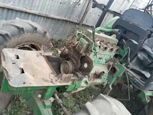 Tractor John Deer