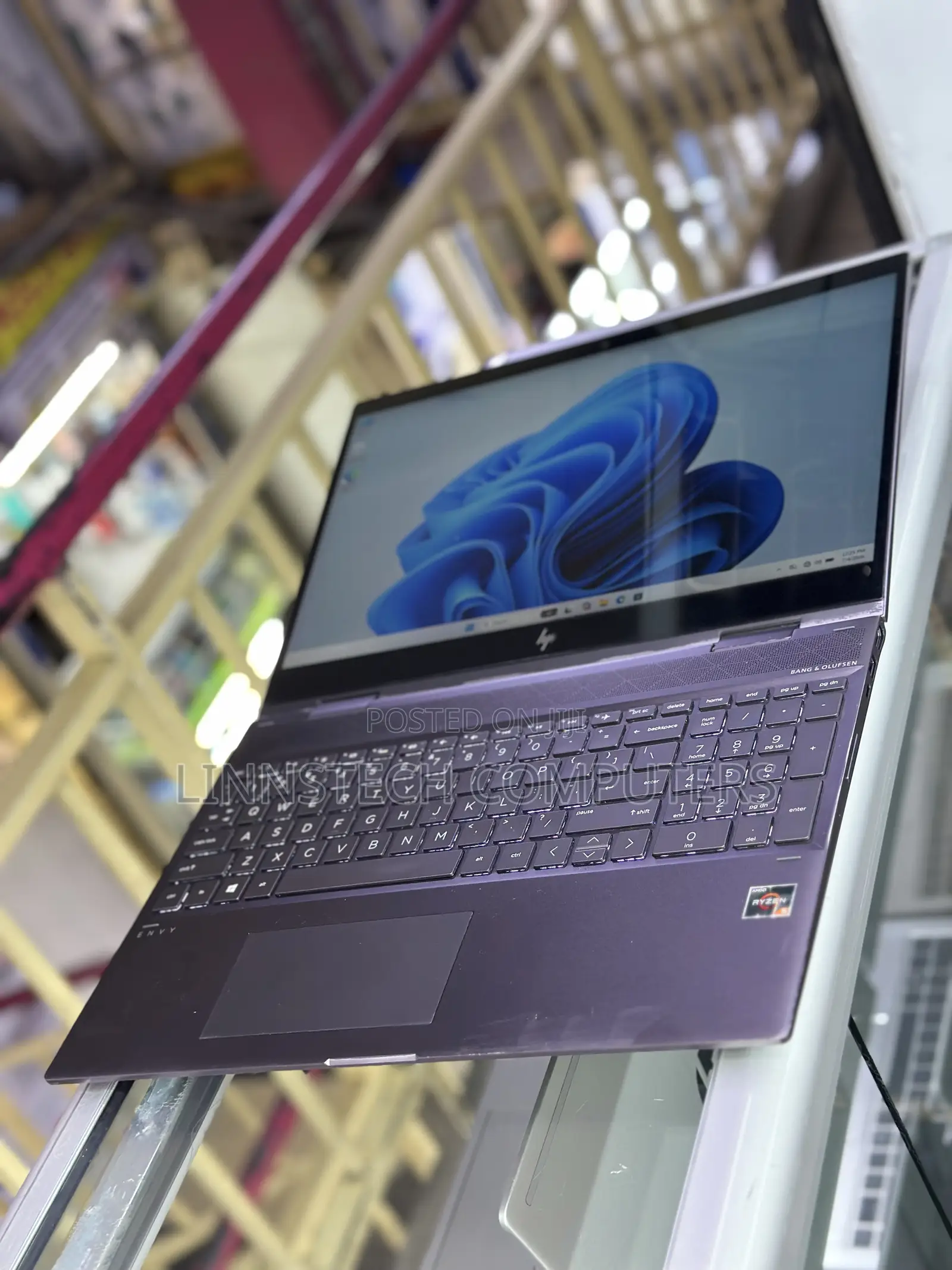 Laptop HP Envy X360 15t 8GB AMD Ryzen 5 SSD 256GB