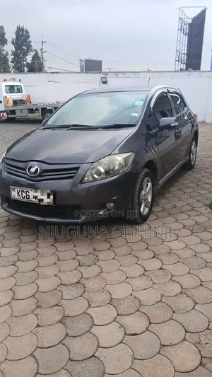 Toyota Auris 2009 Gray
