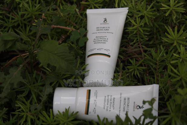 Betarlux Facial Moisturizer - thumbnail 2