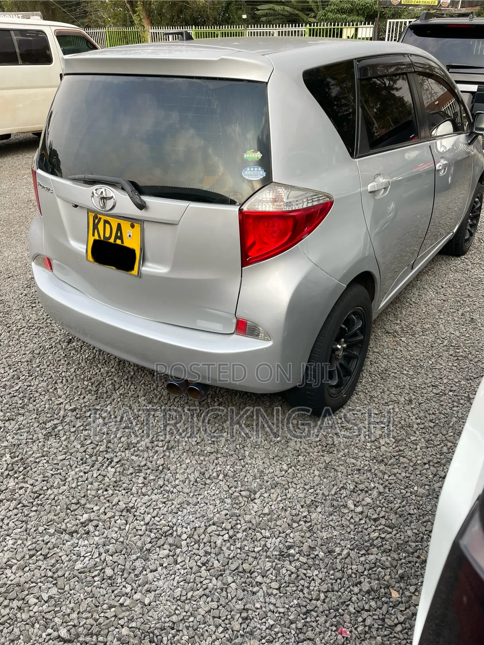 Toyota Ractis 2014 Silver