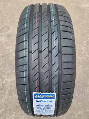 225 /45 R18 Maxtrek Tyres 95w Xl Muximus M2