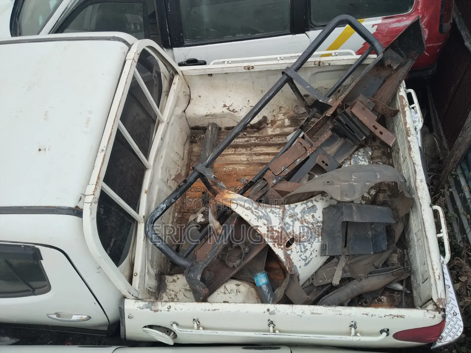 Mitsubishi L200 2012 White