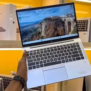 Laptop HP EliteBook 845 G8 8GB AMD Ryzen 5 SSD 256GB
