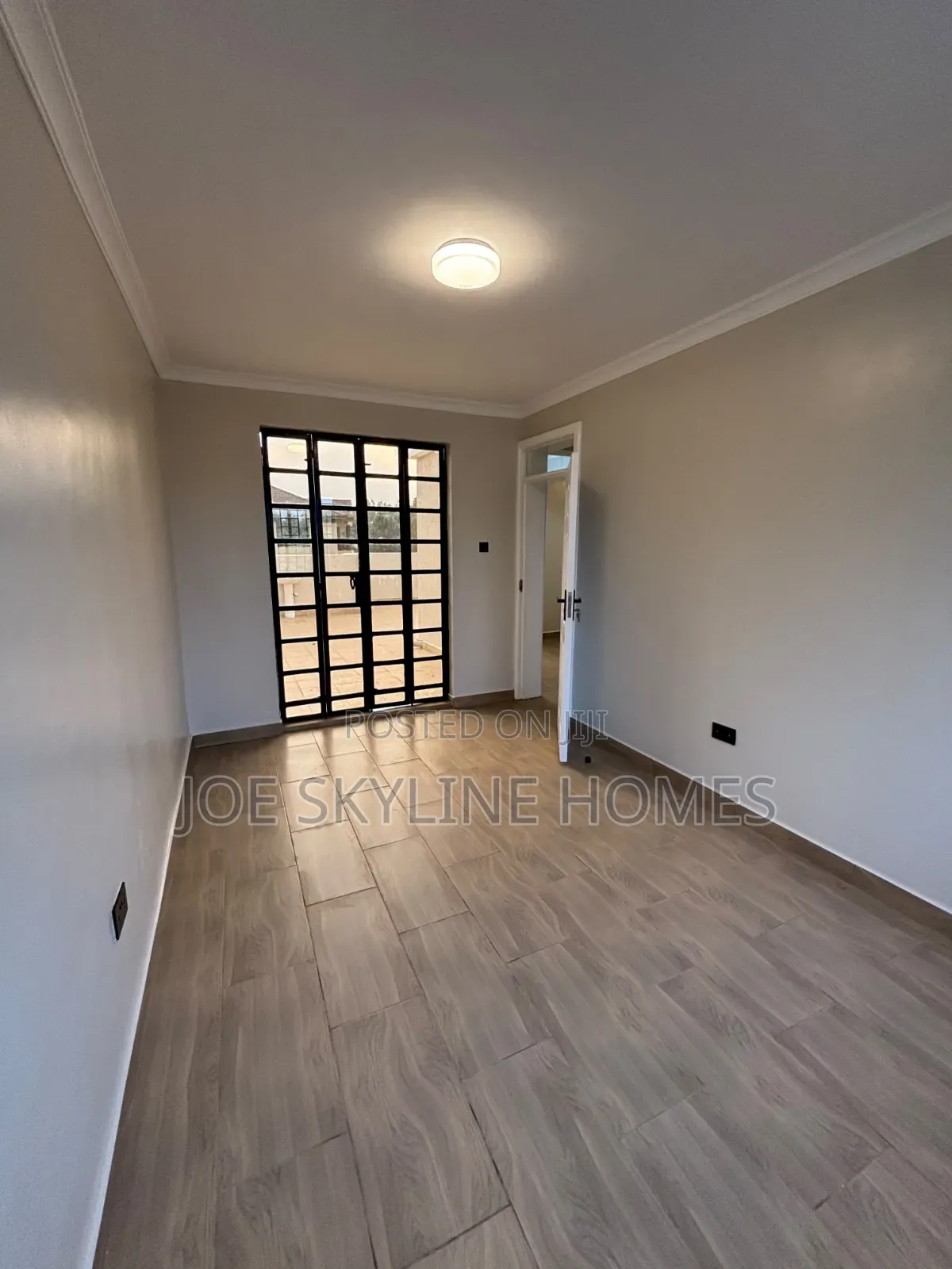 6bdrm Mansion in Ruaka for rent