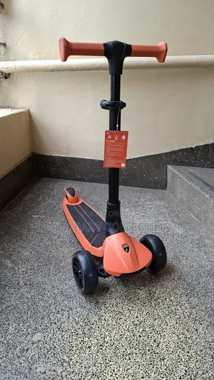 Original Lamborghini 3-Wheel Kids Scooter – Foldable Adjustable