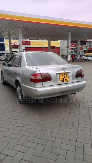 Toyota Corolla 2000 Silver