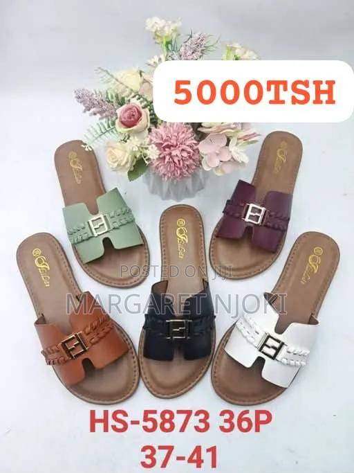 Ladies Flat Sandals - thumbnail 2