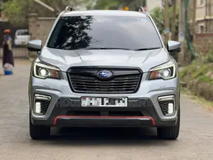 Subaru Forester 2019 Gray
