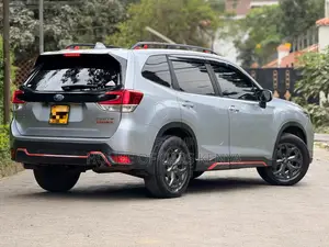 Subaru Forester 2019 Gray