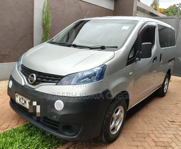 Nissan NV200 2010 Grey