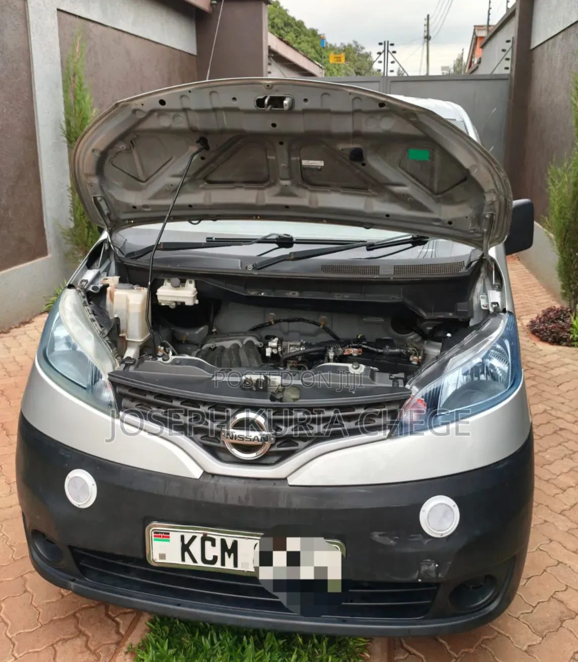 Nissan NV200 2010 Grey