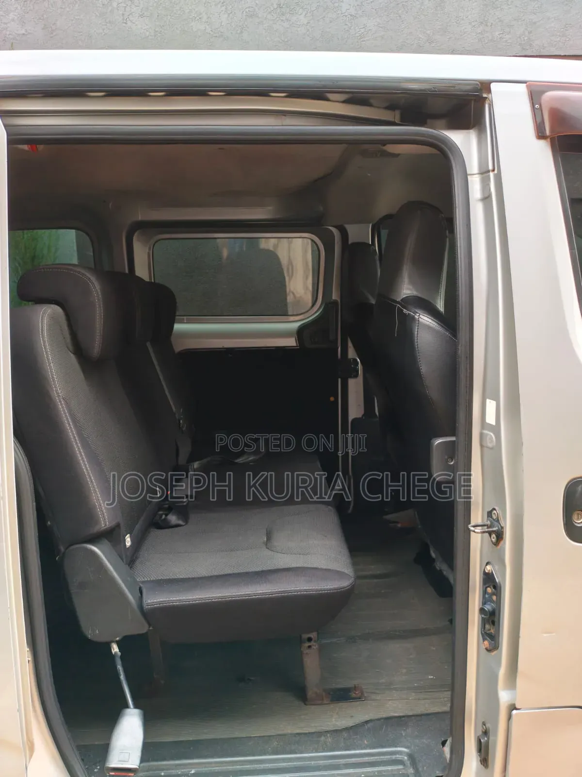 Nissan NV200 2010 Grey