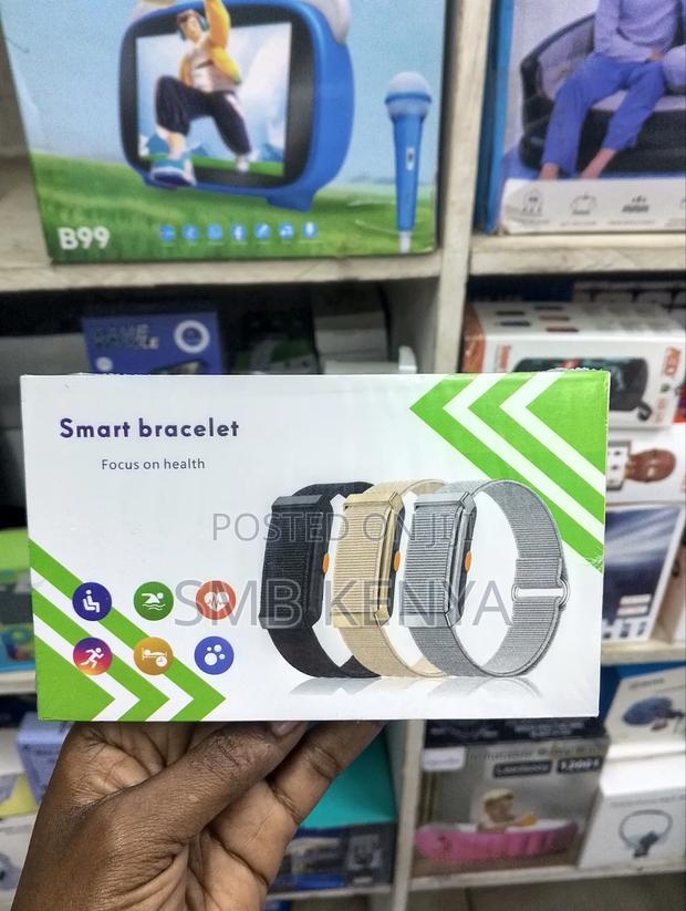 Smart Bracelet Wearable Activity and Fitness