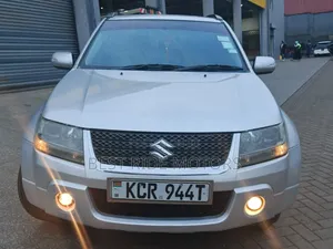 Suzuki Grand Vitara 2012 Silver
