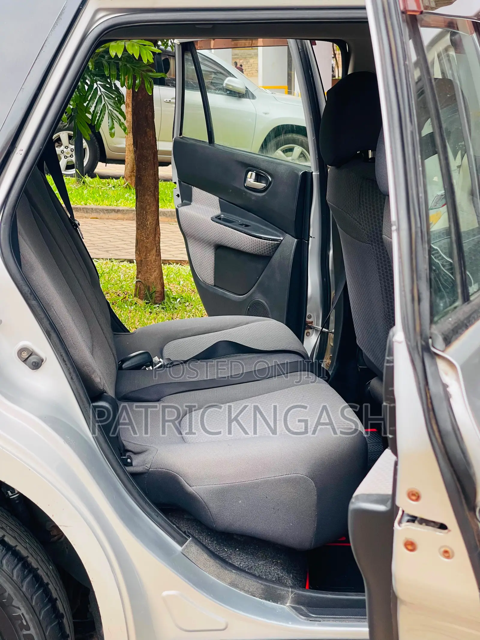 Nissan Wingroad 2007 Silver