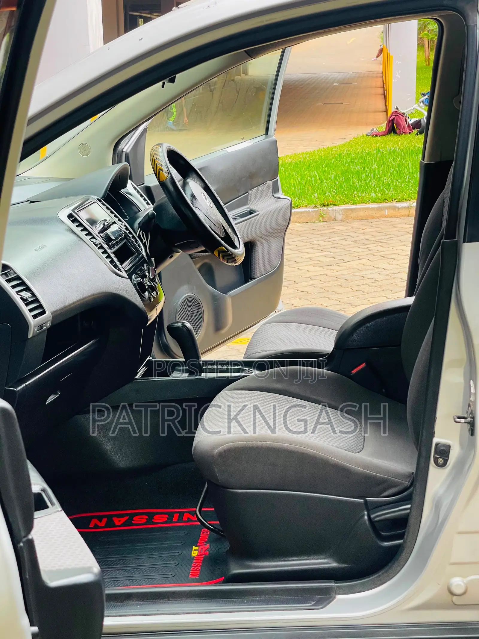 Nissan Wingroad 2007 Silver