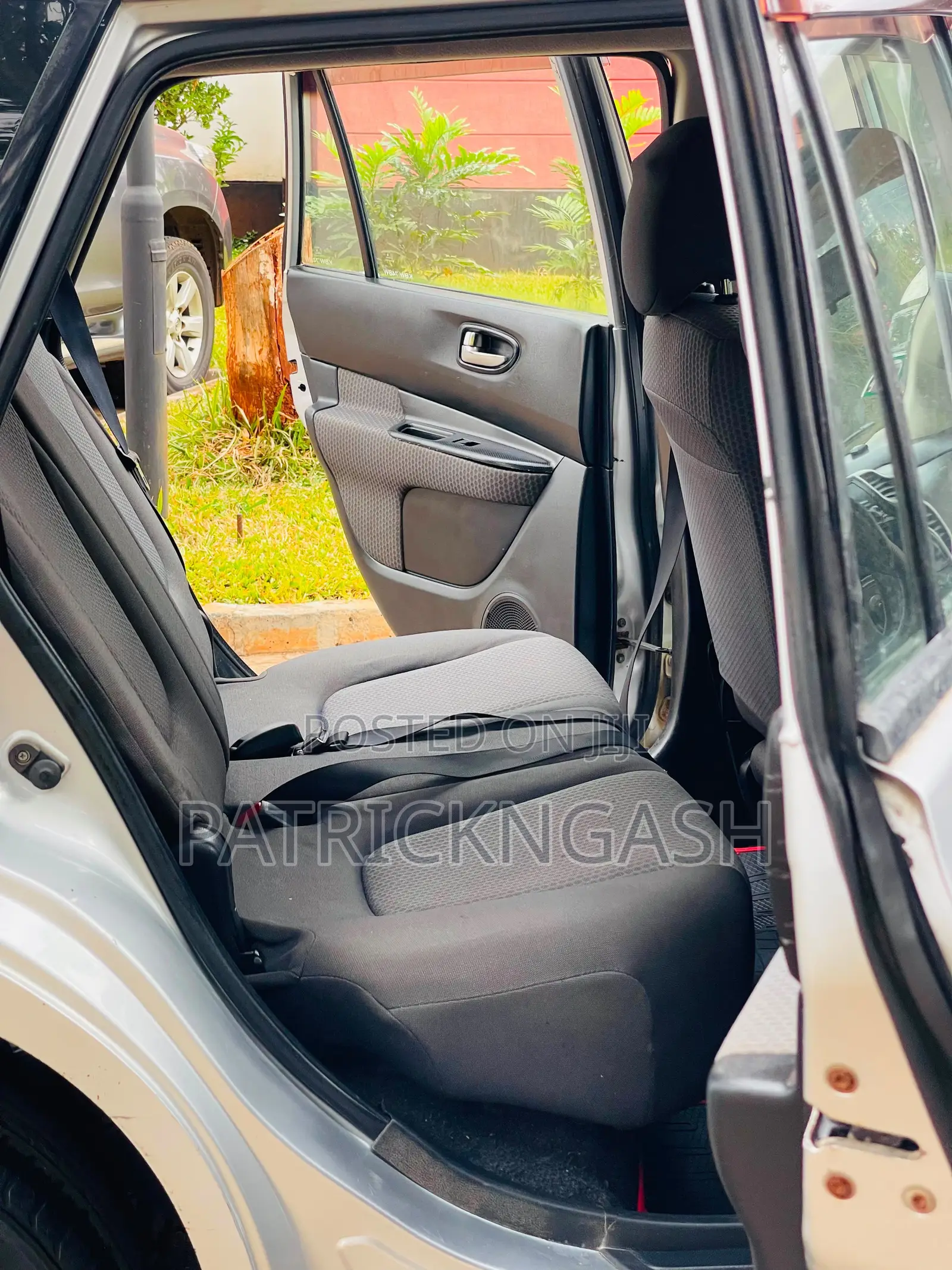 Nissan Wingroad 2007 Silver
