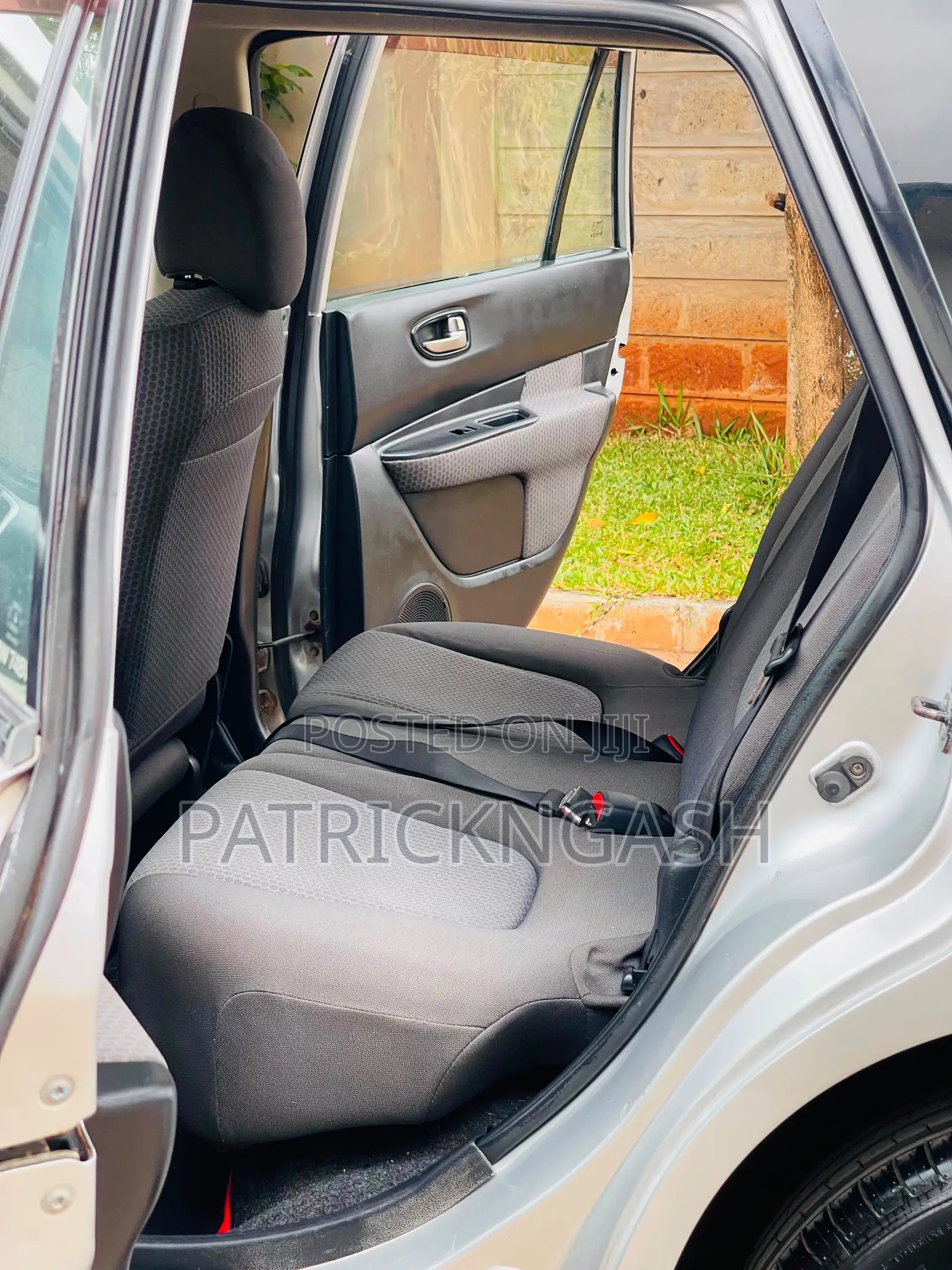 Nissan Wingroad 2007 Silver