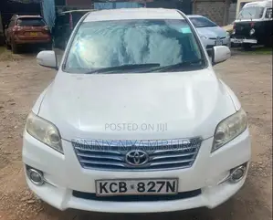 Toyota Vanguard 2008 White
