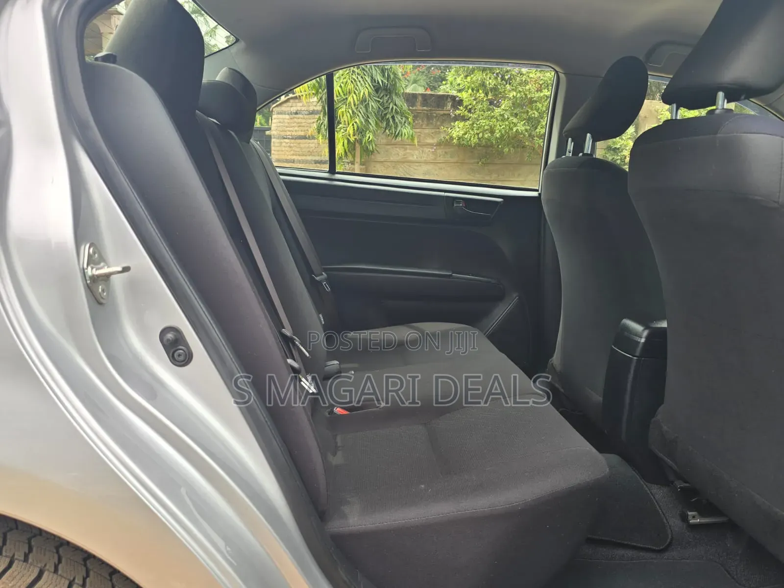 Toyota Axio 2020 Silver