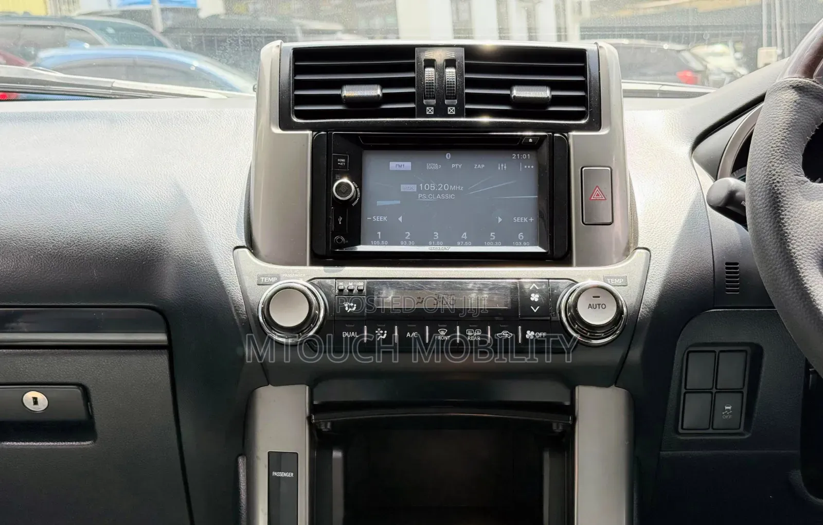 Toyota Land Cruiser Prado 2009 White