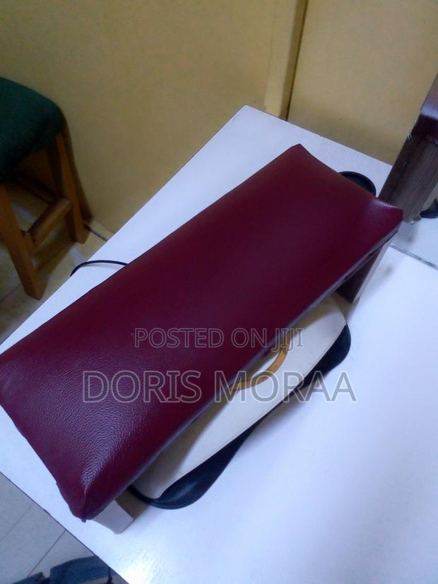 Arm Rest for Nail Salon