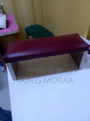 Arm Rest for Nail Salon