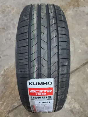 215 /60 R17 Kumho Tyres 100v Xl Escta Hs52