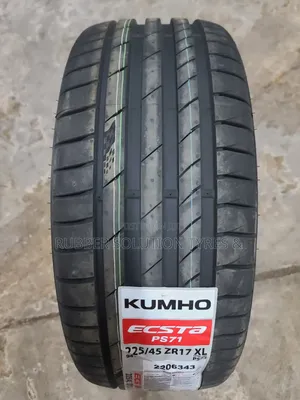 225 /45 R17 Kumho Tyres 94y Xl Escta Ps71