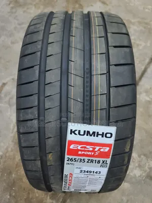 265 /35 R18 Kumho Tyres 97y Xl Escta Ps72 Sport S