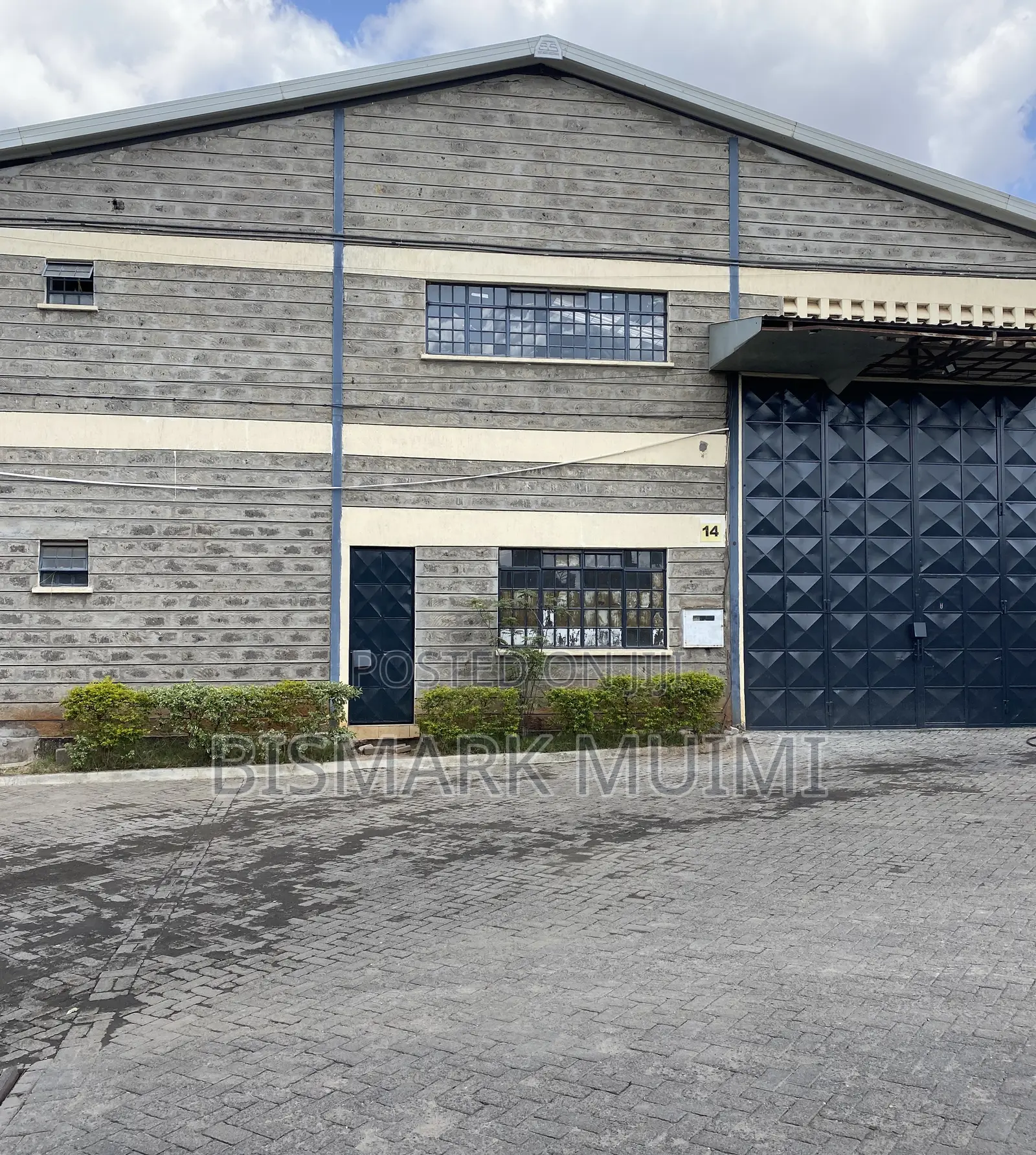 10,000sqft Godown to Let in Athiriver