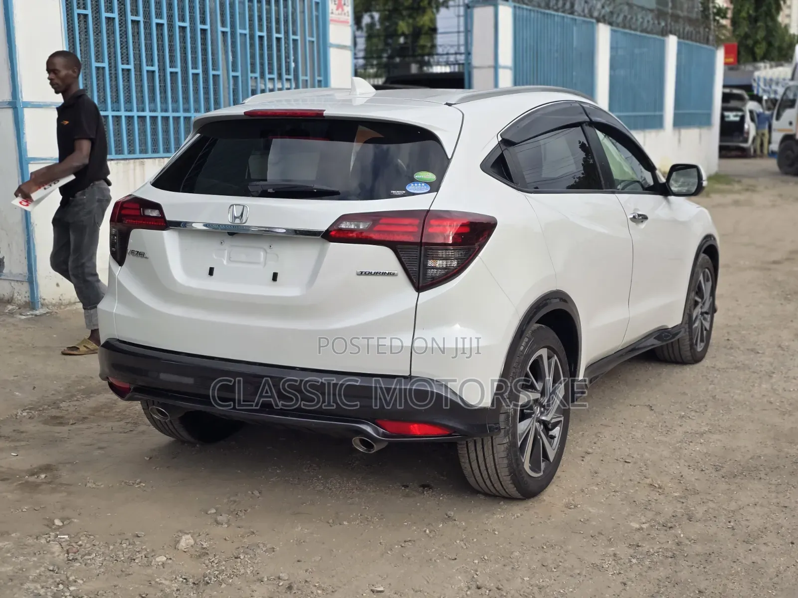 Honda Vezel 1.5 2WD 172 hp 2019 White
