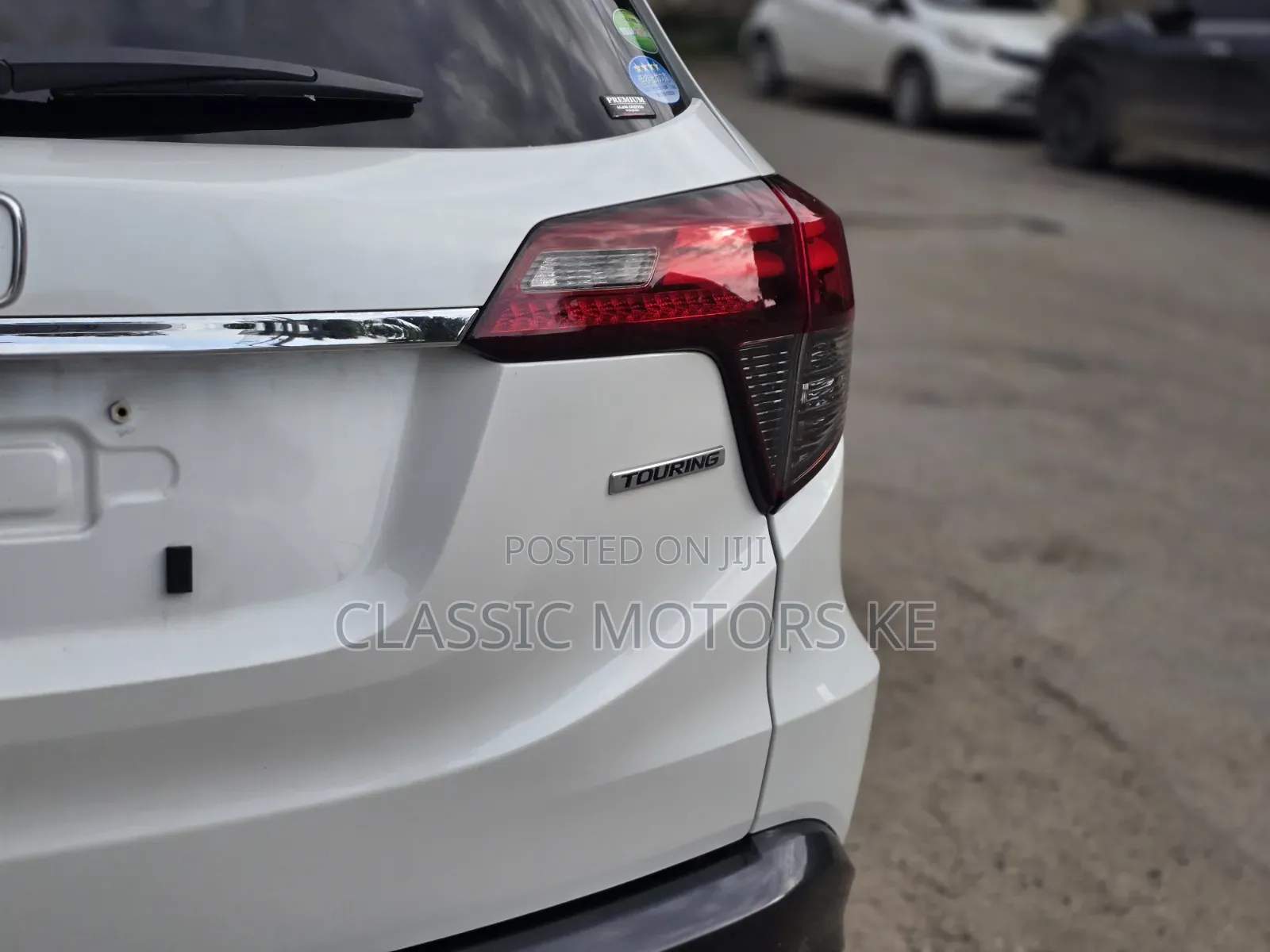 Honda Vezel 1.5 2WD 172 hp 2019 White