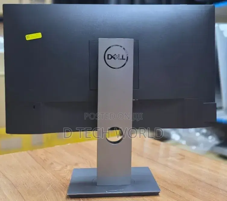 Dell P2419h
Full Hd 1920*1080
60hz Refresh Rate 
24 Inch Monitor