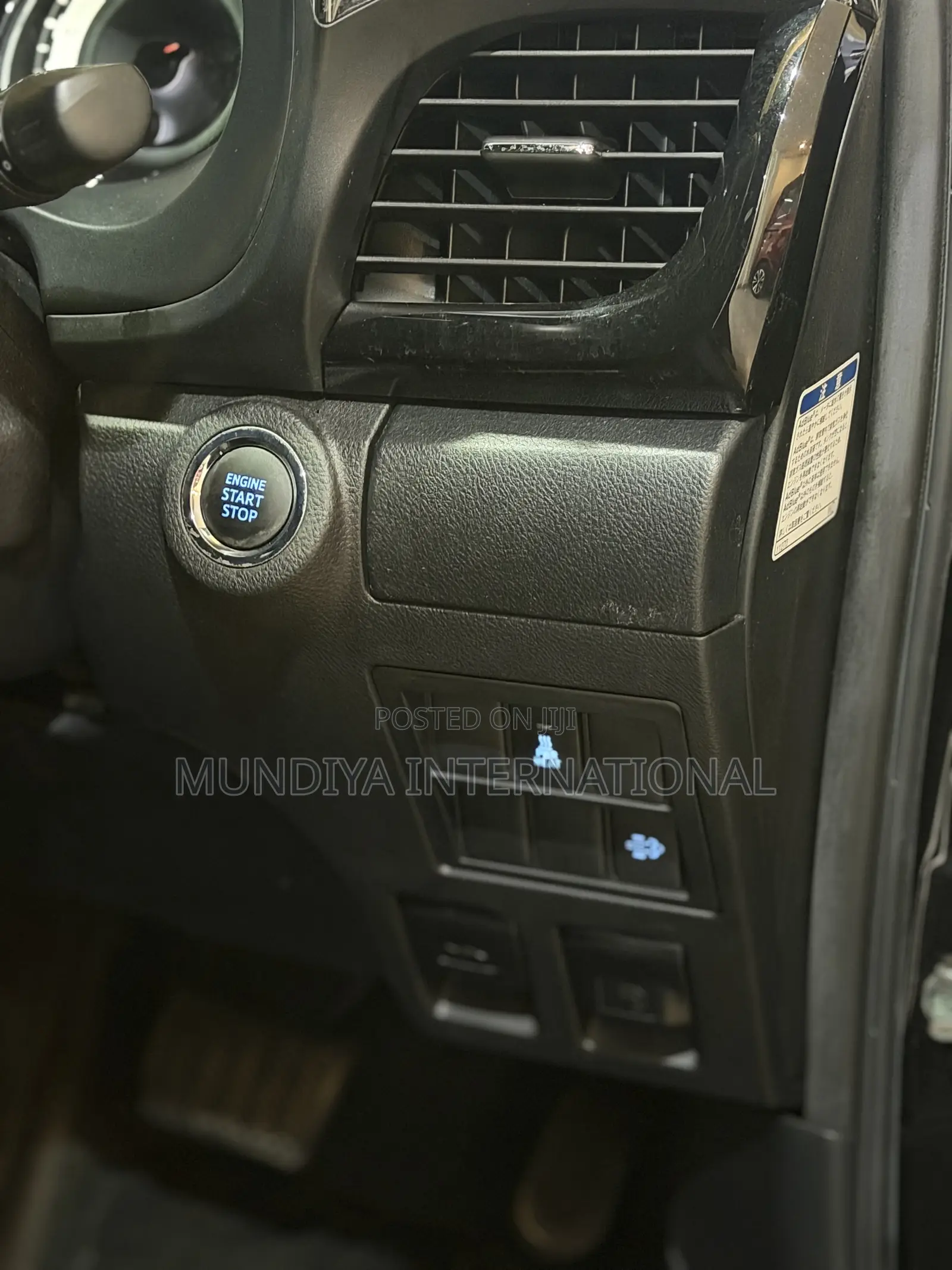 Toyota Hilux Revo Double Cab Deisel 2.4 AWD 2020 Black
