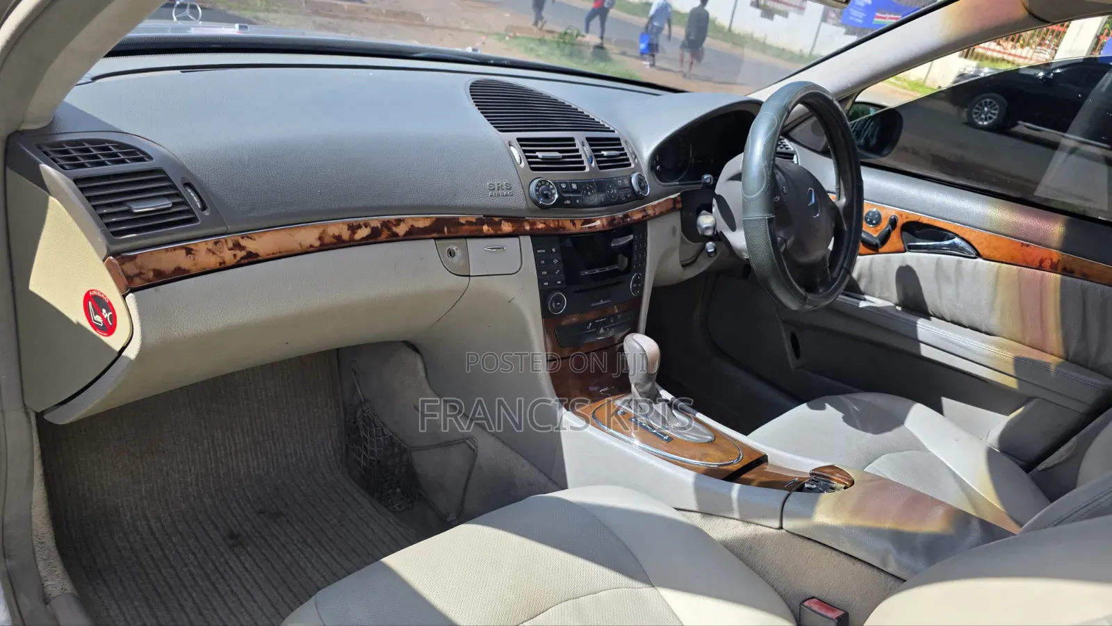 Mercedes-Benz E200 2003 Beige