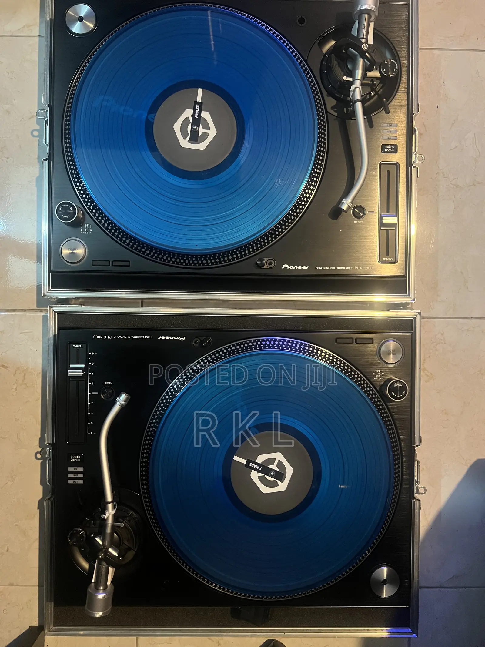 Pioneer PLX-1000 Turntables
