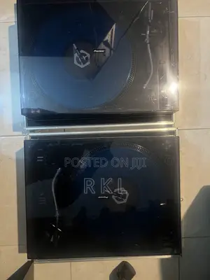 Pioneer PLX-1000 Turntables