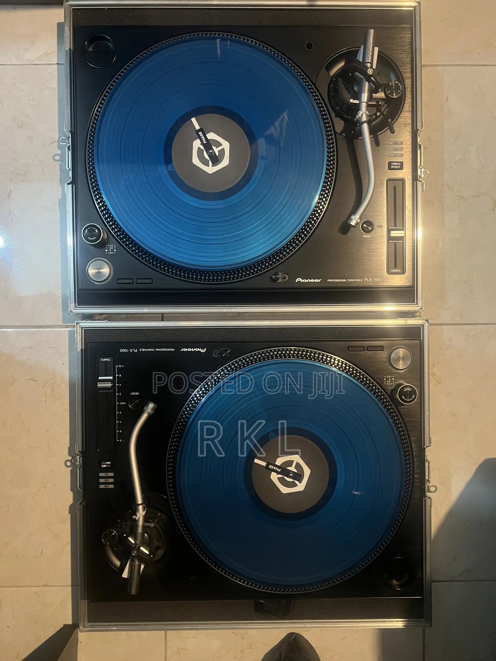 Pioneer PLX-1000 Turntables