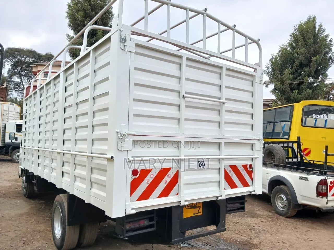 Mitsubishi Canter Hd,2022 White