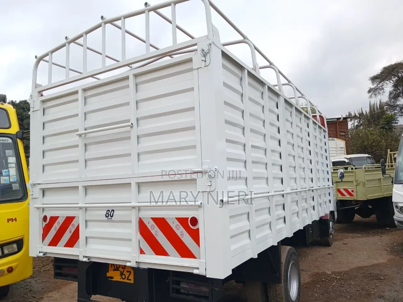 Mitsubishi Canter Hd,2022 White