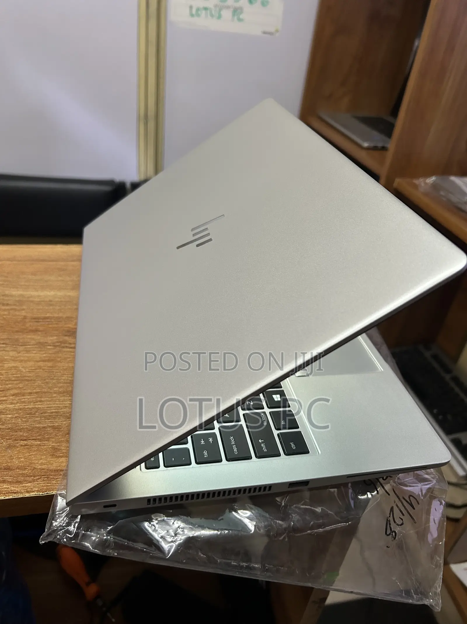 Laptop HP EliteBook 745 G6 8GB AMD Ryzen 7 SSD 256GB
