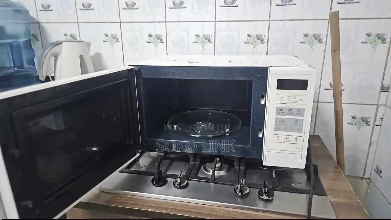 Digital Samsung Microwave 20 Litres