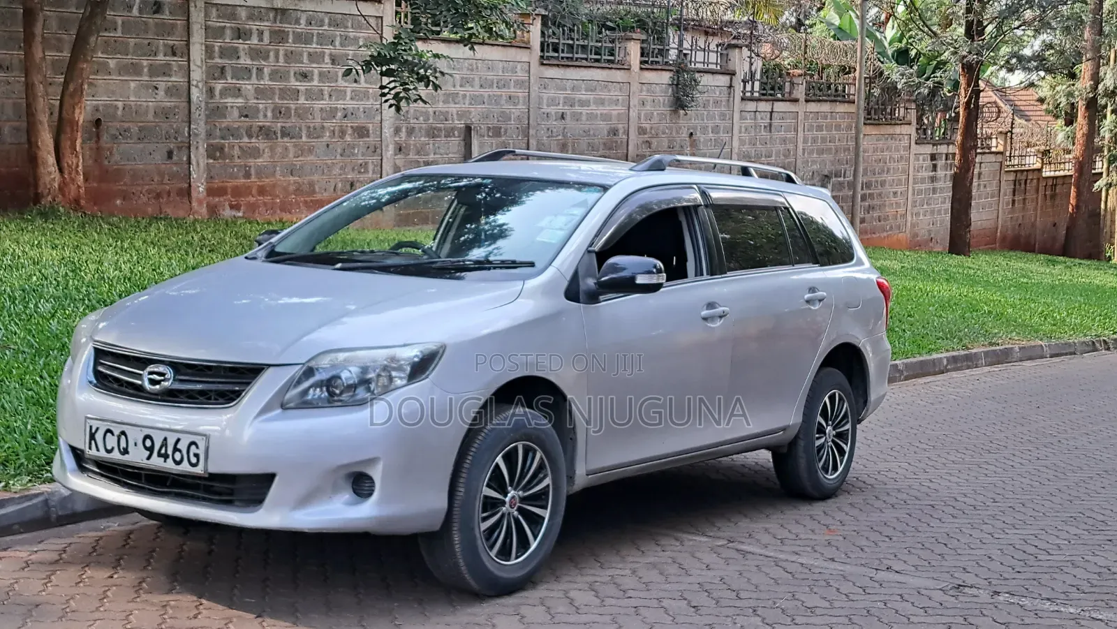 Toyota Corolla Fielder 2011 Silver