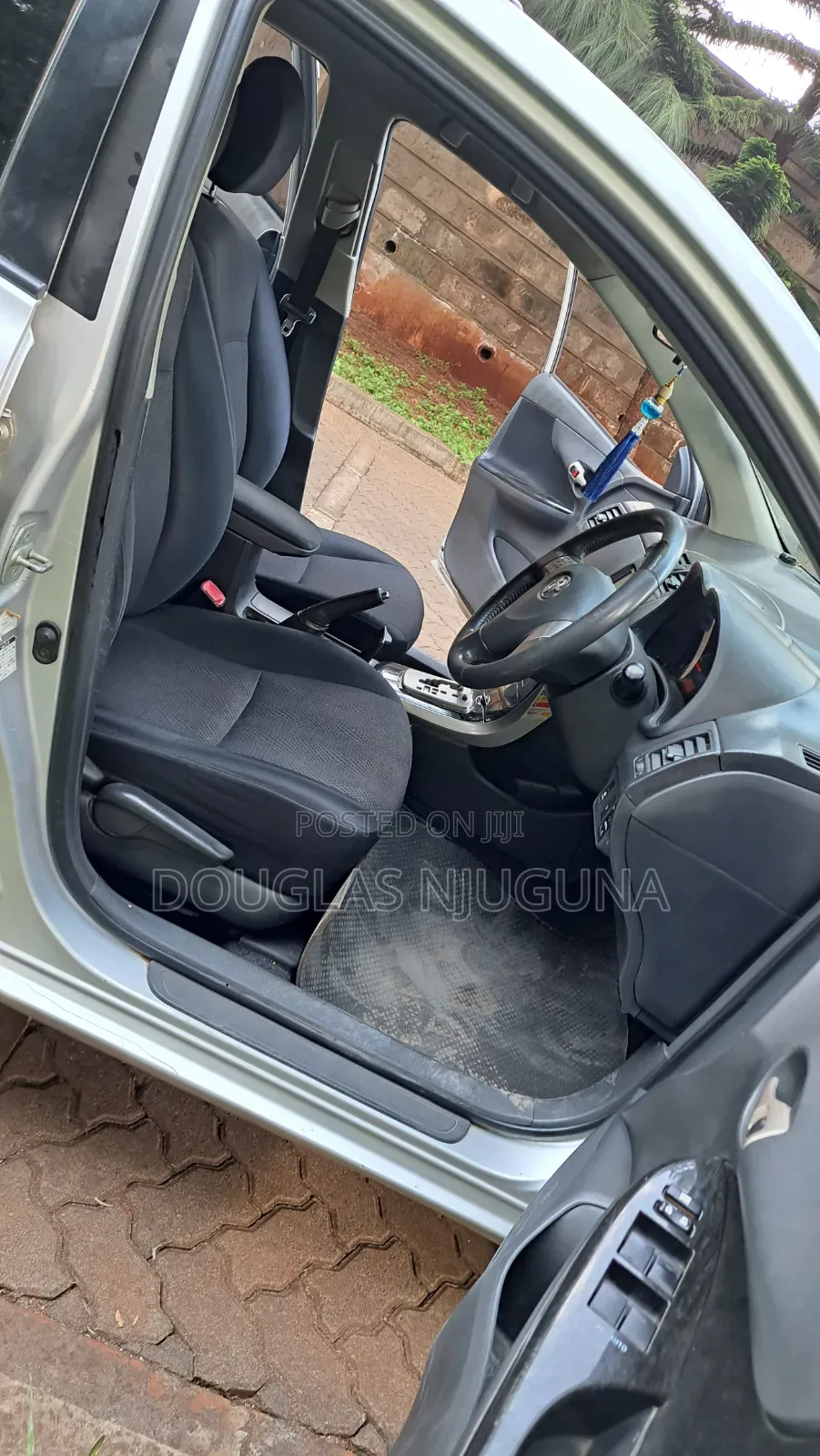 Toyota Corolla Fielder 2011 Silver