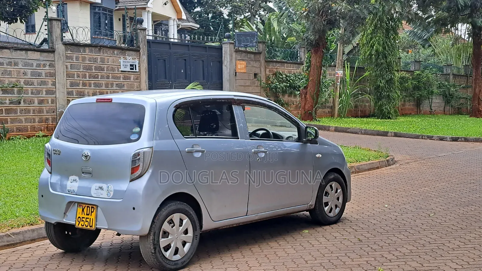 Toyota Pixis 2016 Silver